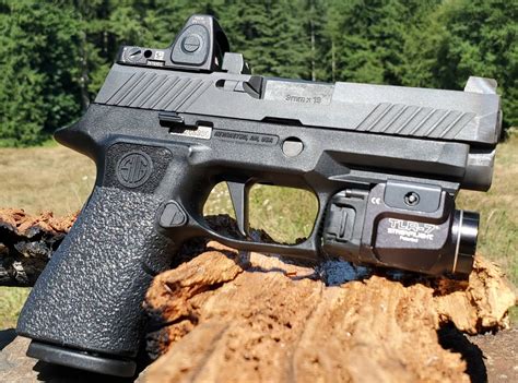 Sig P320 with Inforce WMLx