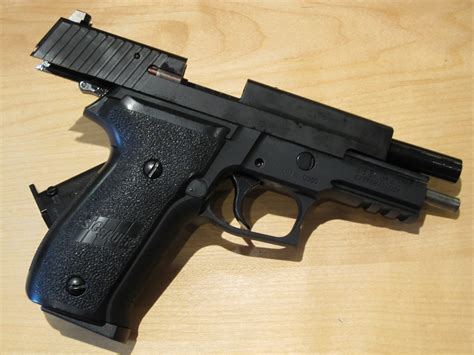 Sig Sauer P226R Right Side