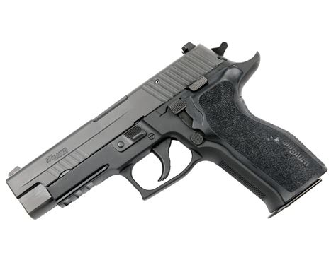 Sig Sauer P226R Top