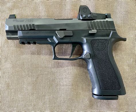 Sig Sauer P320 Full-Size