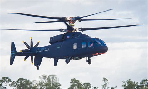 Sikorsky-Boeing SB-1 Defiant in flight