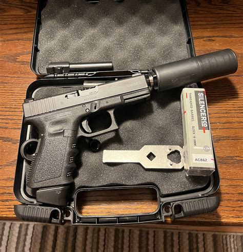 SilencerCo Threaded Barrel Glock 19