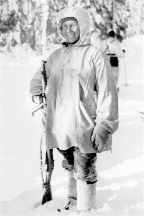 Simo Häyhä with his rifle