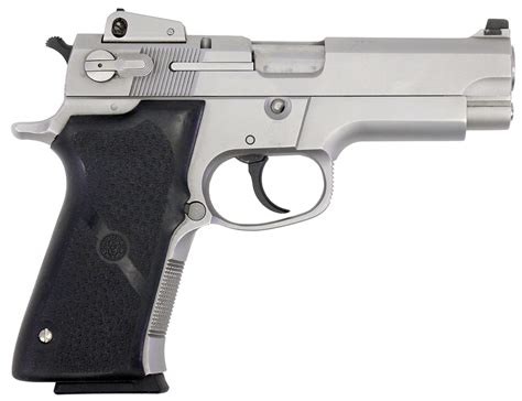 Smith & Wesson 4006 Features