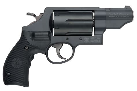 Smith and Wesson Governor Safety Features