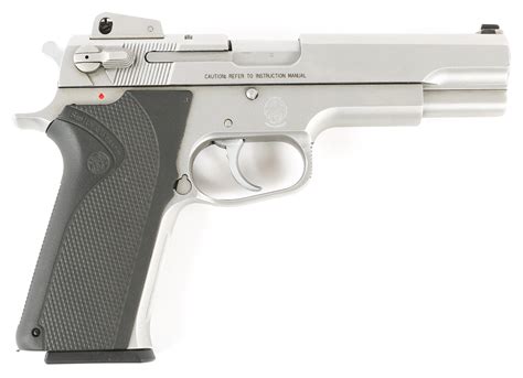 Smith & Wesson 1006 Pistol Gallery 6