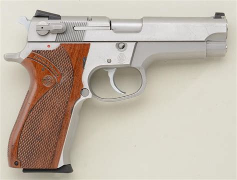 Smith & Wesson 5906 Specifications