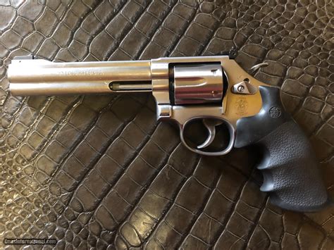 Smith & Wesson 617 Gallery Image 5