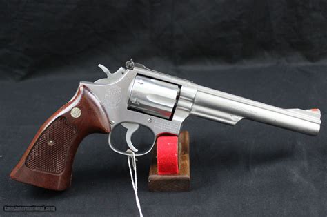 Smith & Wesson 66 Gallery 2