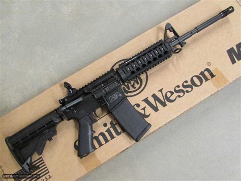 Smith & Wesson M&P AR-15 Rifle