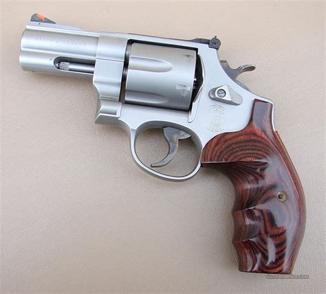 Smith & Wesson Model 41 Magnum Gallery 2