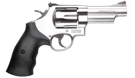 Smith & Wesson Revolver Shooting