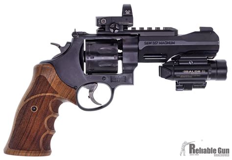 Smith and Wesson TRR8 Low-Light Shooting