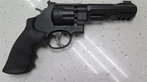 Smith & Wesson TTR8 Price