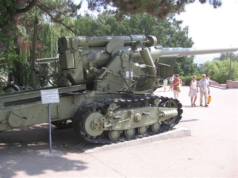 Soviet 152mm gun