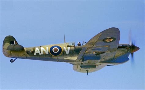 Spitfire RCAF