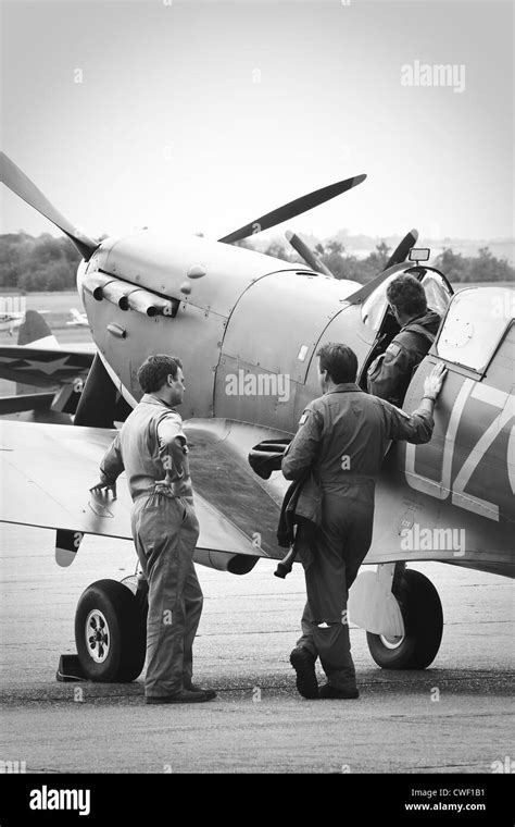 Spitfire Ground Crew