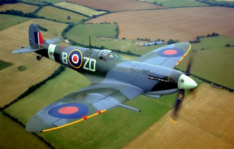 Spitfire Plane Gallery Image 8