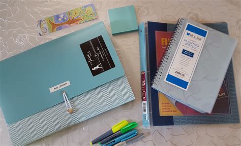 Staying Organized in School