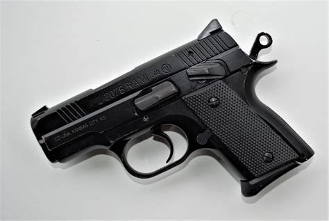 Smith & Wesson M&P Shield Pistol