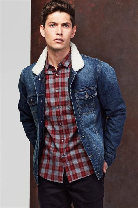 Styling denim jacket for different seasons