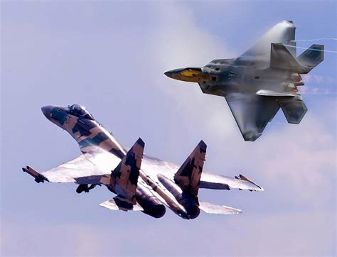 Su-35 vs F-35