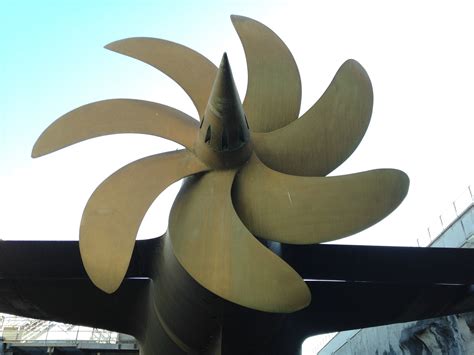 Submarine propeller