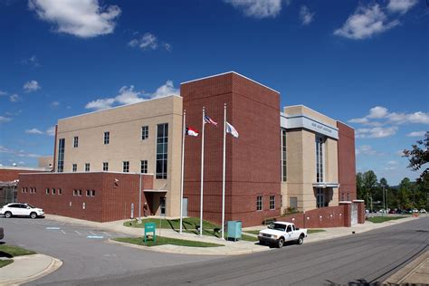 Surry County Courthouse