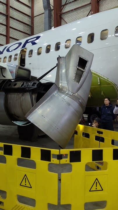 Thrust reversers in action