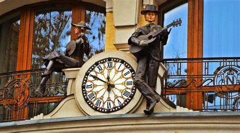 City center in Lviv showing the local time