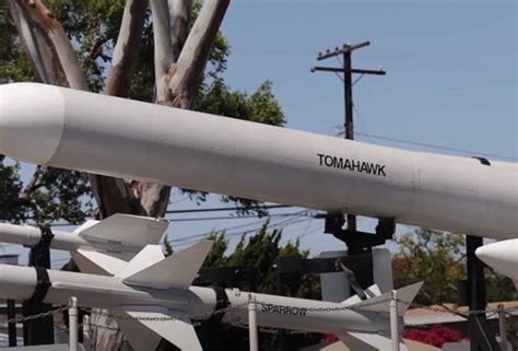 Tomahawk Missile Image 10