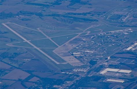 Topeka Municipal Airport