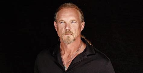 Trace Adkins personal life