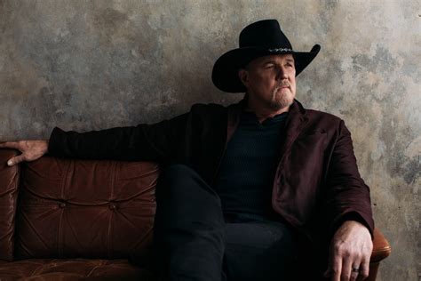 Trace Adkins support for veterans