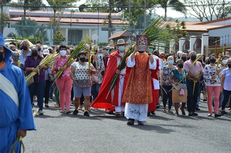 Un capellán puede ser de diversas tradiciones y creencias religiosas