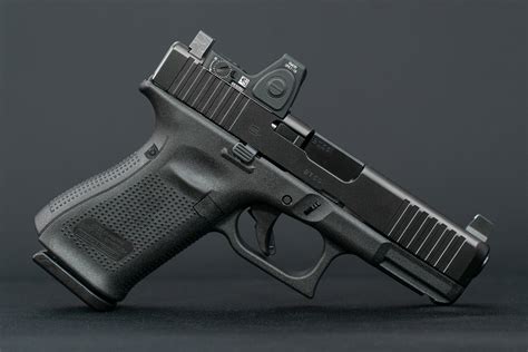 Trijicon RMR on Glock 19