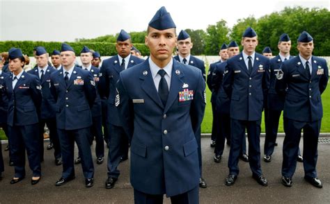 US Air Force Dress Uniforms Gallery