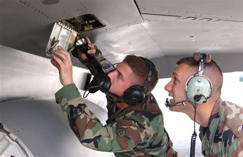 USAF Maintenance Personnel