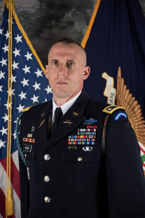 US Army Lieutenant Colonel Image 1