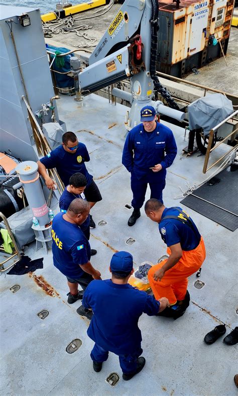 US Coast Guard crew