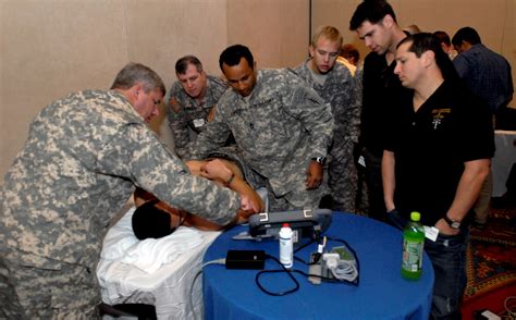 US Marine Combat Medics Using Portable Ultrasound Machines