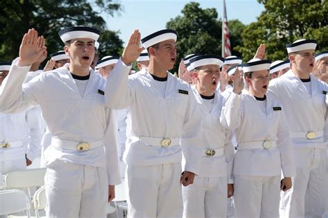 US Naval Academy Midshipmen Life