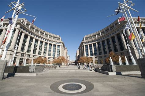 US Navy Memorial Washington DC