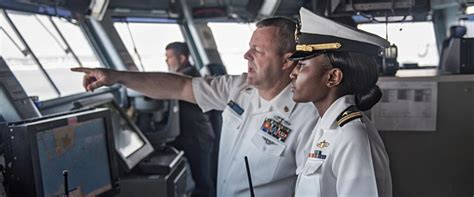 US Navy OCS Surface Warfare Officer