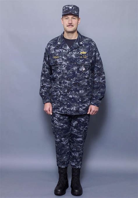 US Navy Working Uniform