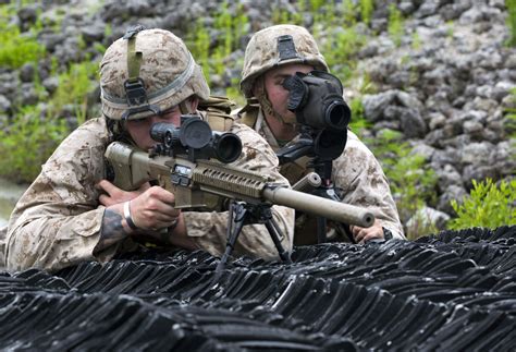 US Marine Corps Sniper Team