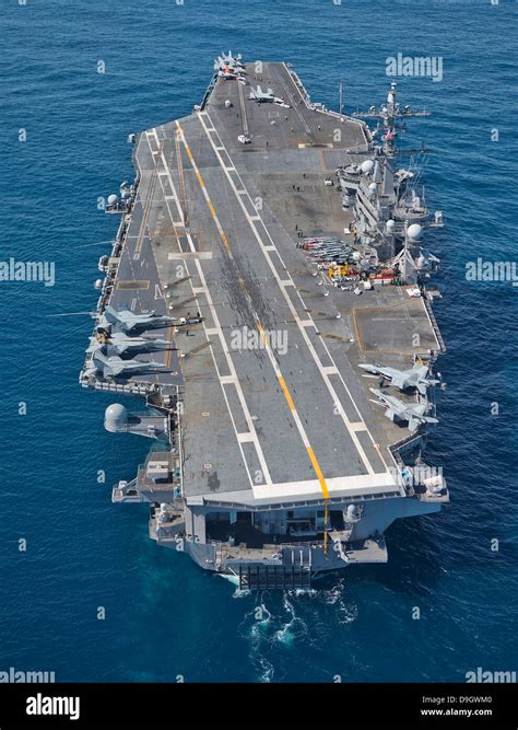 USS Carl Vinson aircraft carrier images