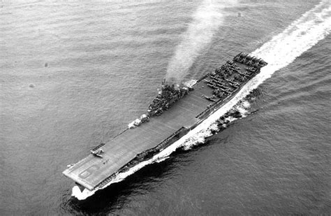 USS Essex CV-9 in WW2