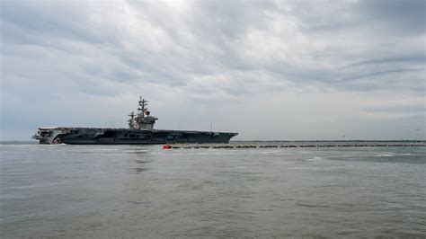 USS Dwight D. Eisenhower