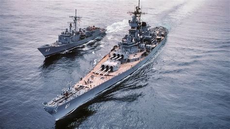 USS Iowa-class battleships in formation